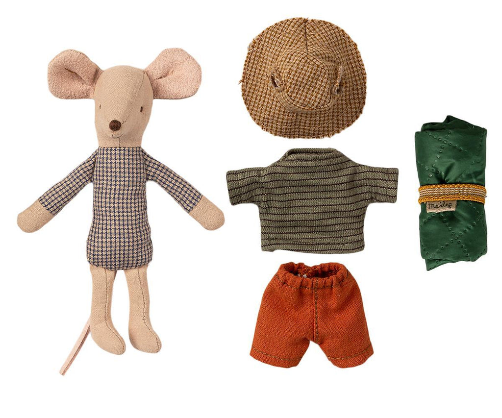 Hiker Mouse Big Brother