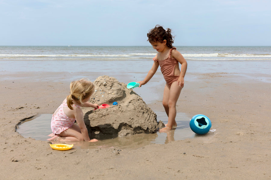 Beach toys set