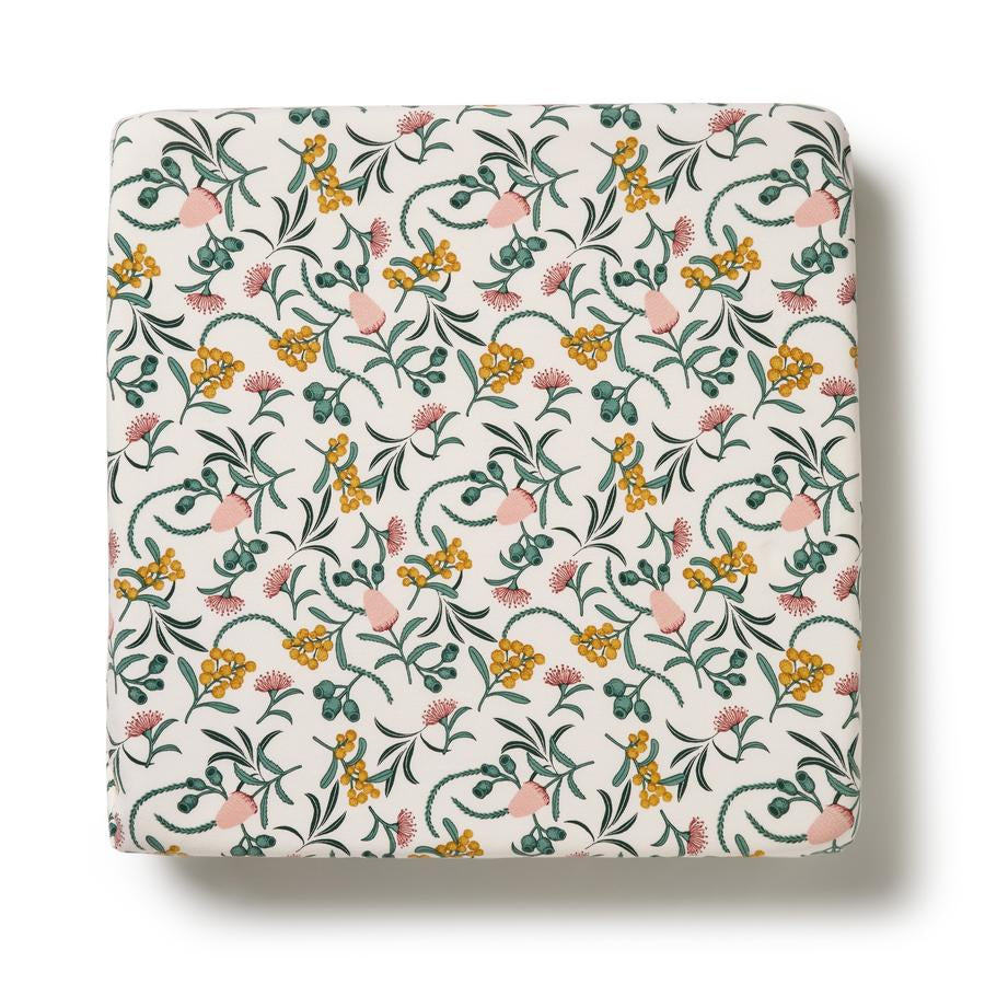 Organic Cot Sheet: Nixie Fleur